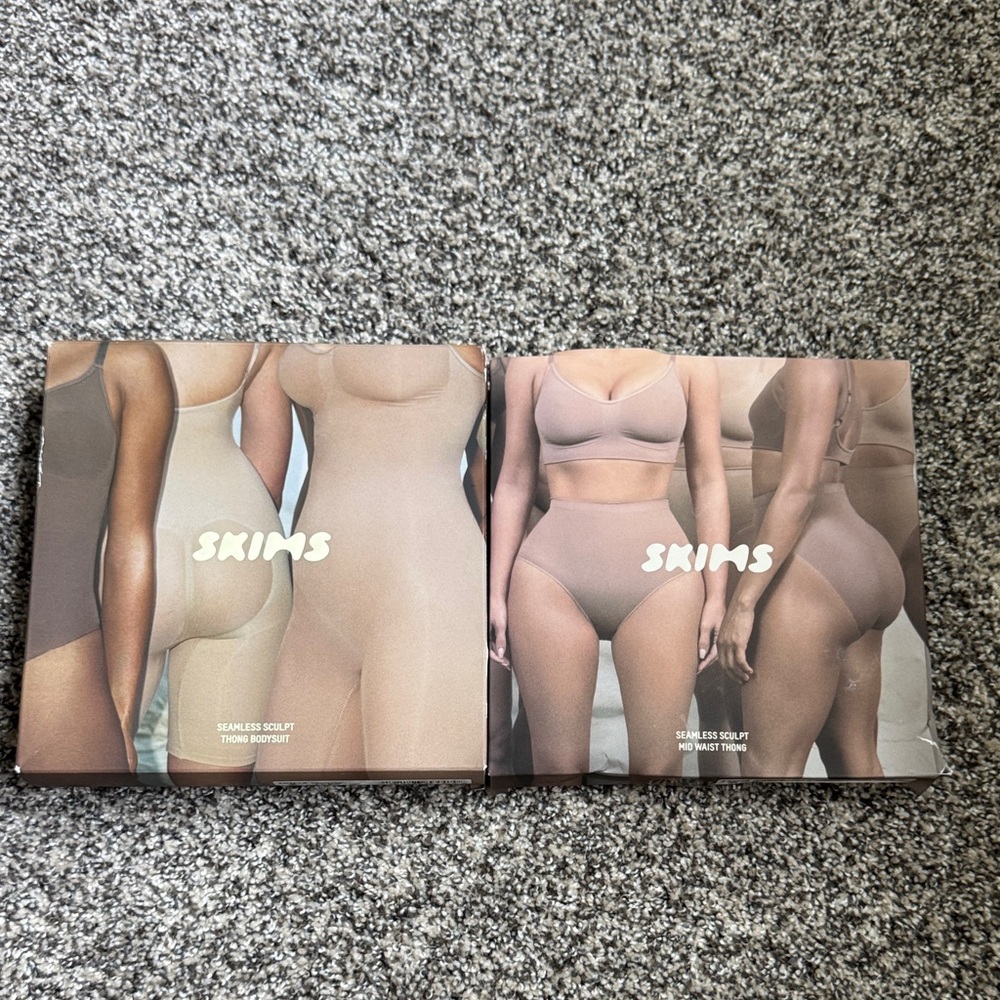 SKIMS Seamless Sculpt Set thong and bodysuit M